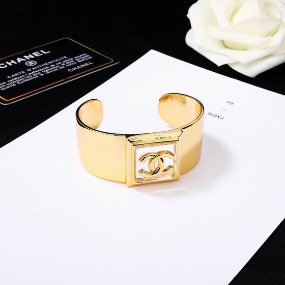 Chanel bracelet 12lyh69
