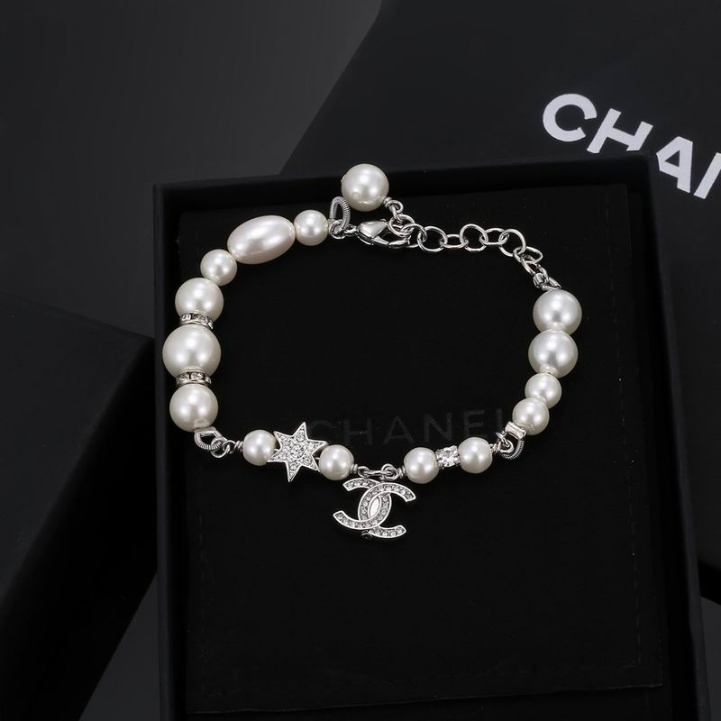 Chanel bracelet 3lyx67
