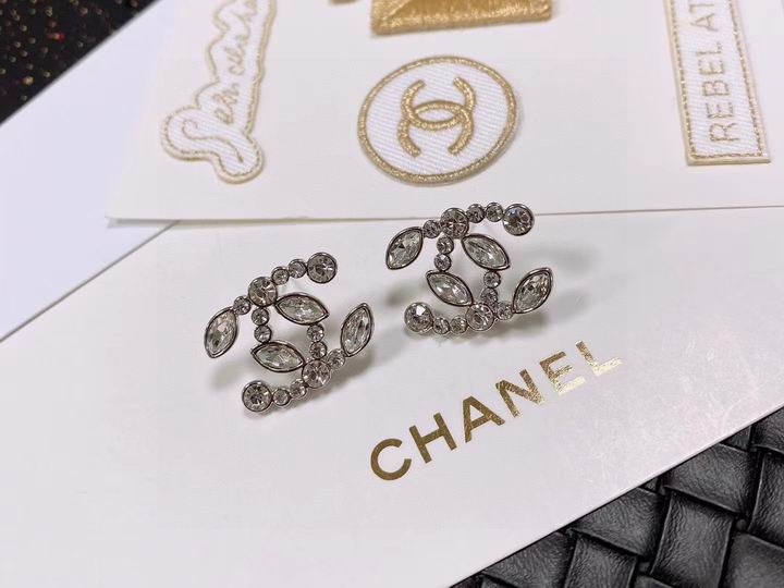 2025 Chanel earing4