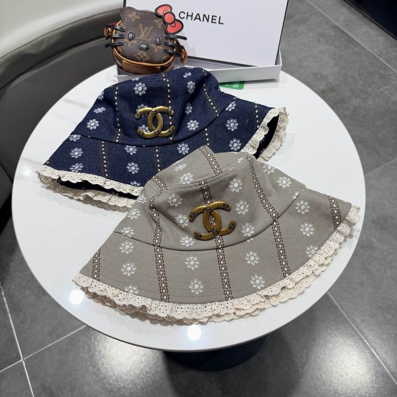 Chanel hat 012401