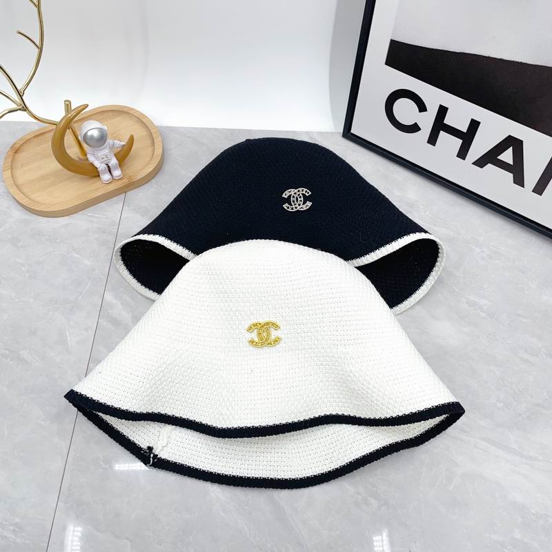 Chanel hat dx37