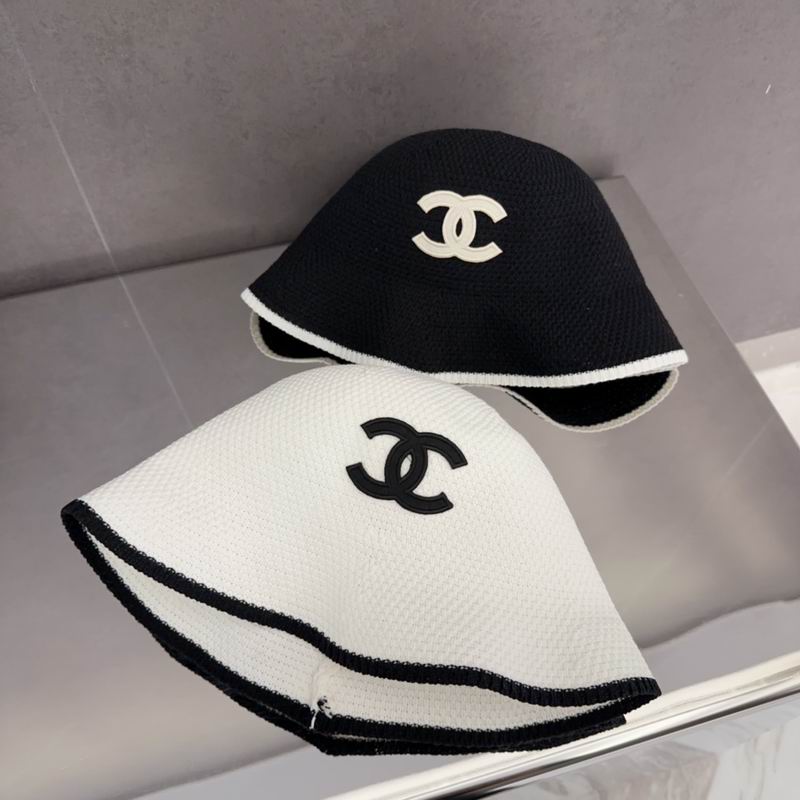 Chanel hat dx32