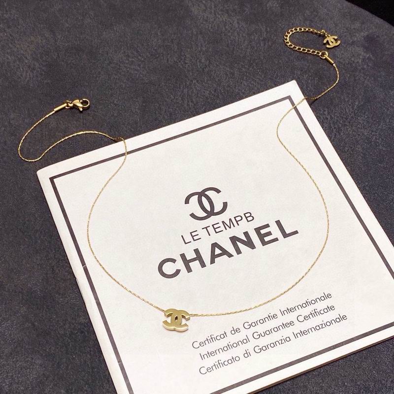 Chanel necklace 05yxh22