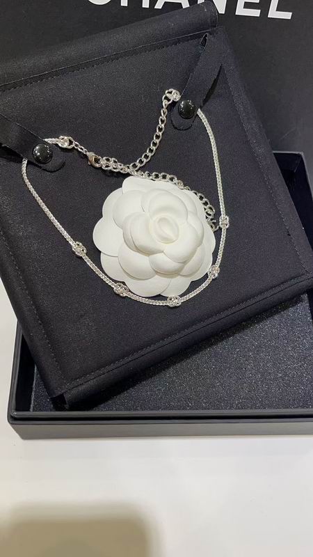 Chanel necklace 05yxh36