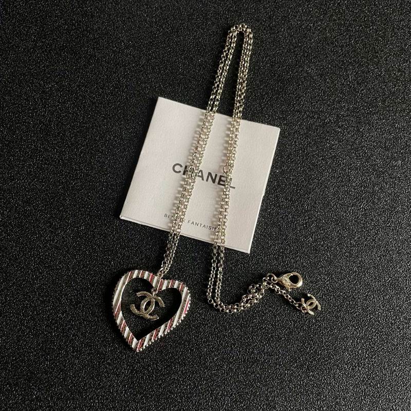 Chanel necklace 05yxh49