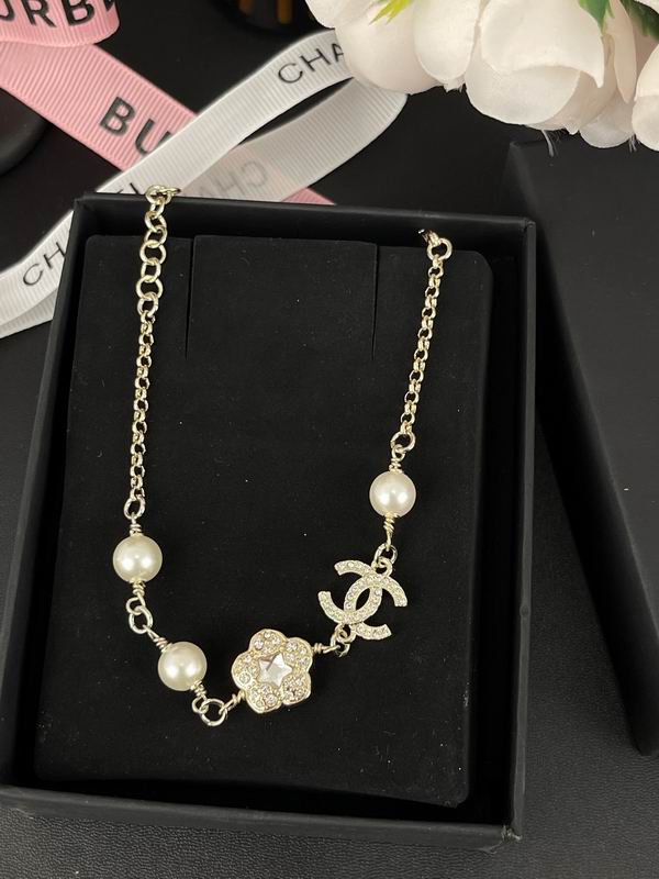 Chanel necklace 05yxh61
