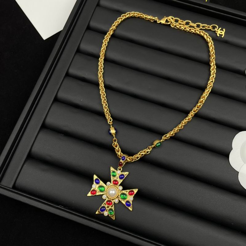 Chanel necklace 05yxh84