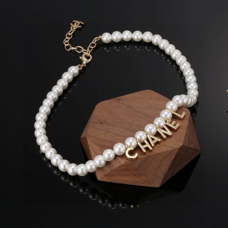 Chanel necklace 06yxh27
