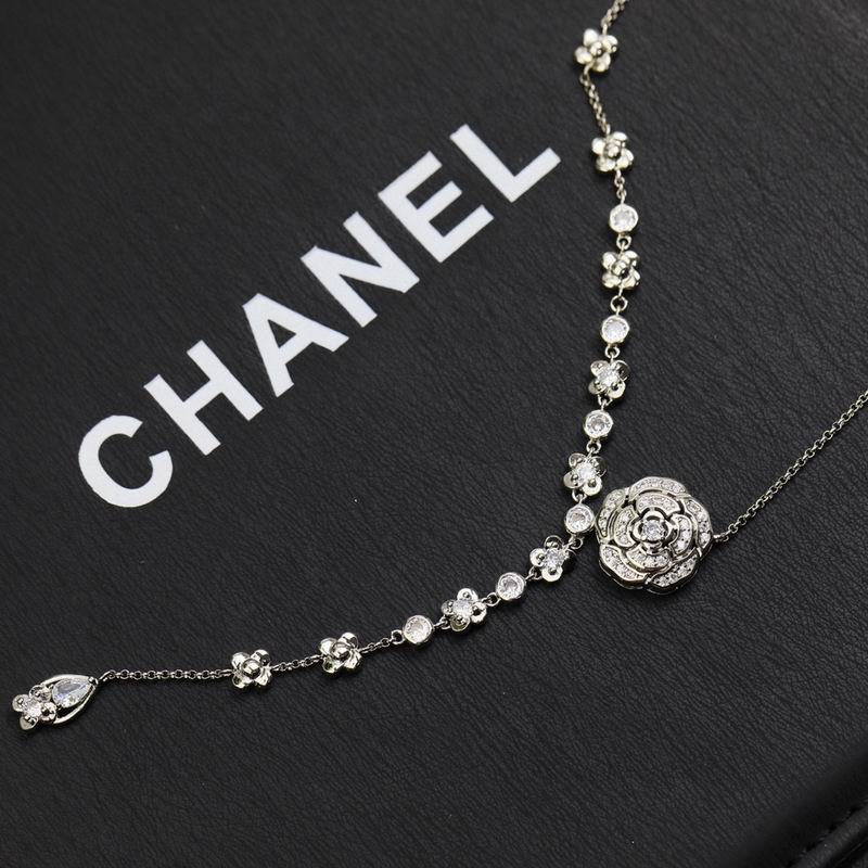 Chanel necklace 07yxh27