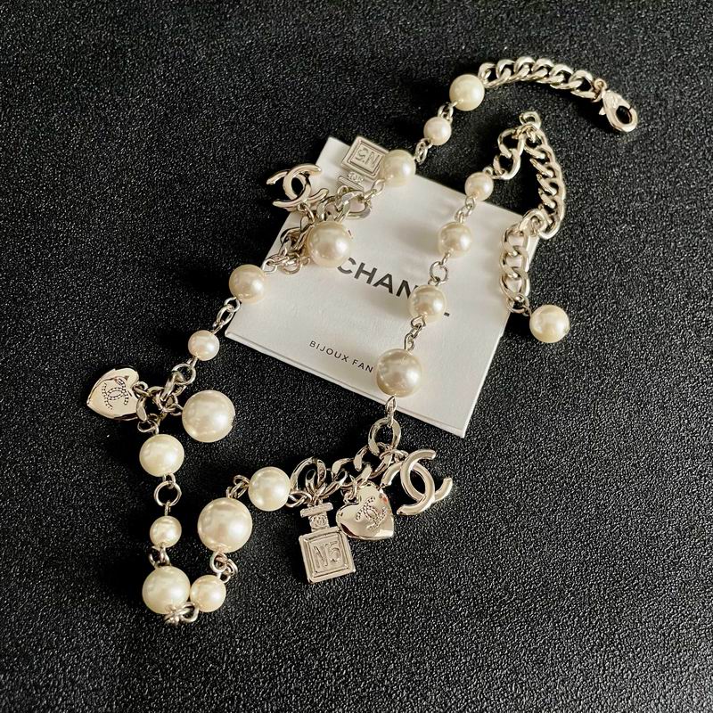 Chanel necklace 07yxh29