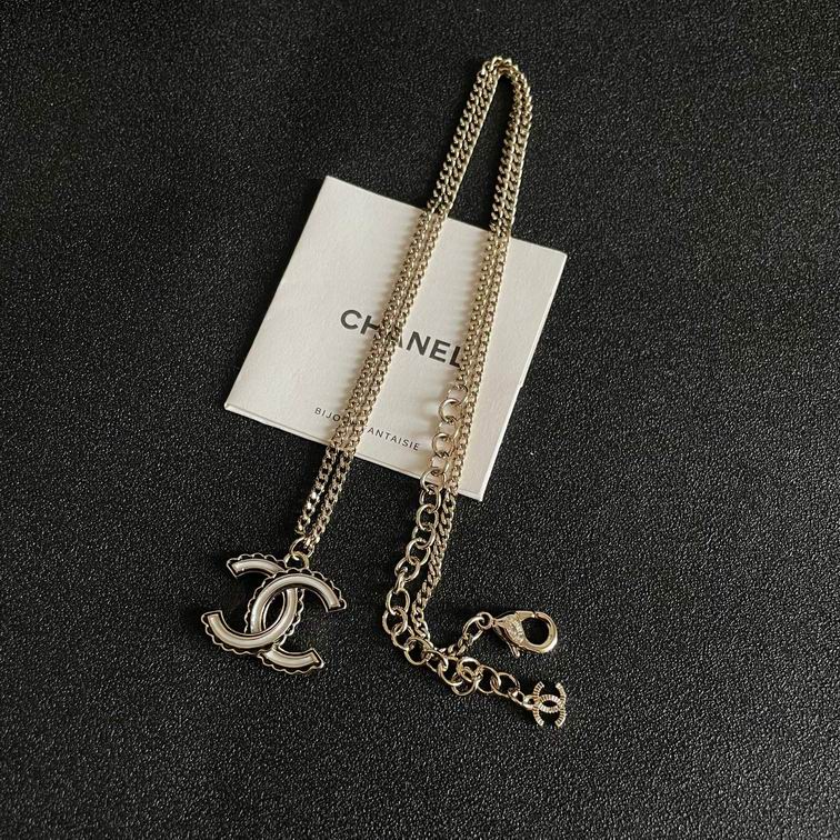 Chanel necklace 12lyh10