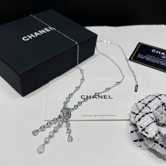 Chanel necklace 12lyh120
