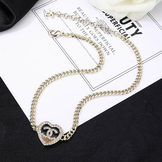 Chanel necklace 12lyh180