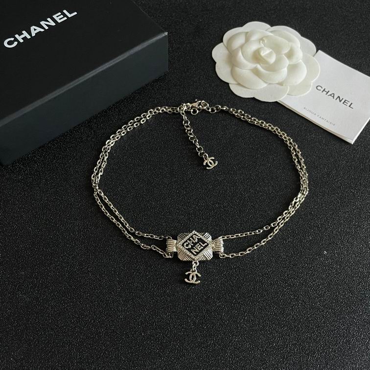 Chanel necklace 12lyh63