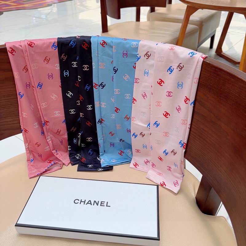 Chanel oversleeve hh12