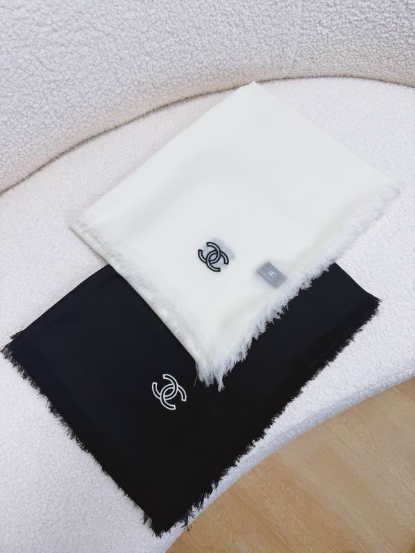 Chanel scarf 100X200cm 100%山羊绒 E052530