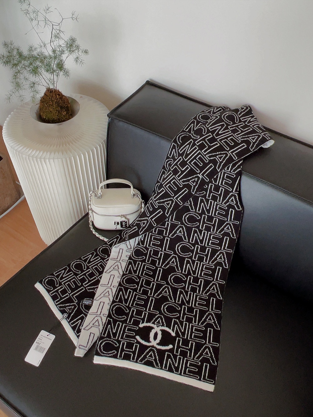 Chanel scarf 35X190cm 52%山羊绒 52%绵羊毛 13%桑蚕丝 E25