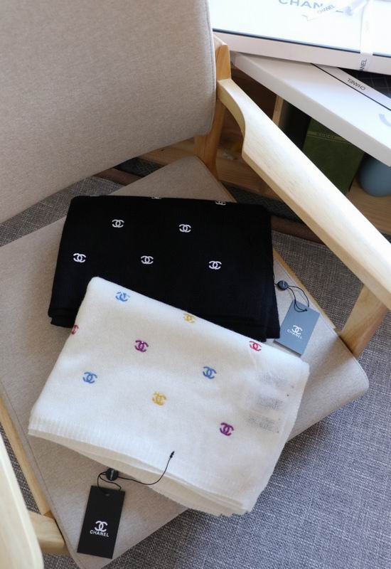 Chanel scarf 65X180cm E20