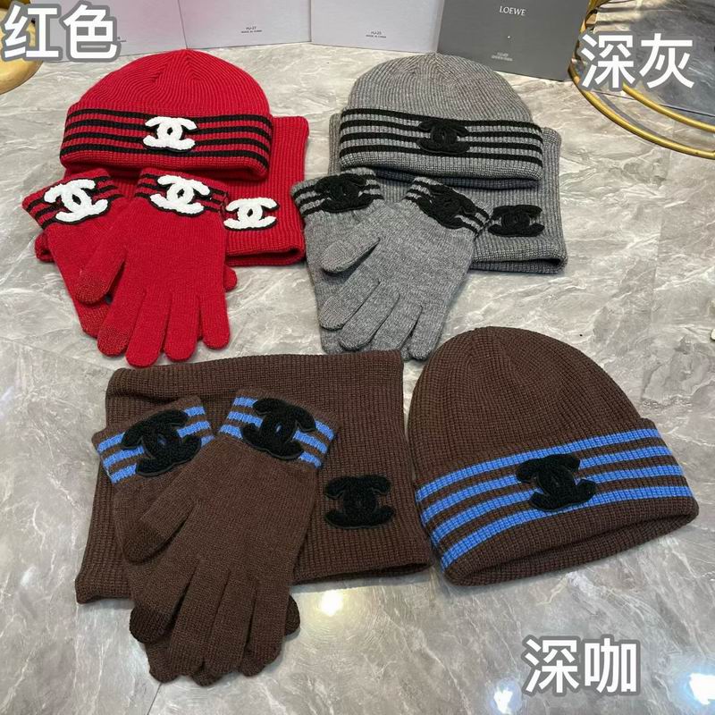 Chanel scarf hat gloves 112501