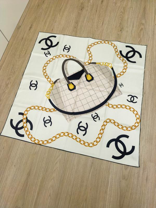 Chanel silk Scarf（多款式） E030701
