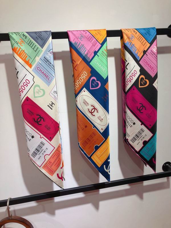 Chanel silk scarf 90X90cm E21