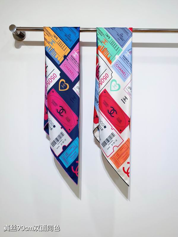 Chanel silk scarf 90X90cm E051754