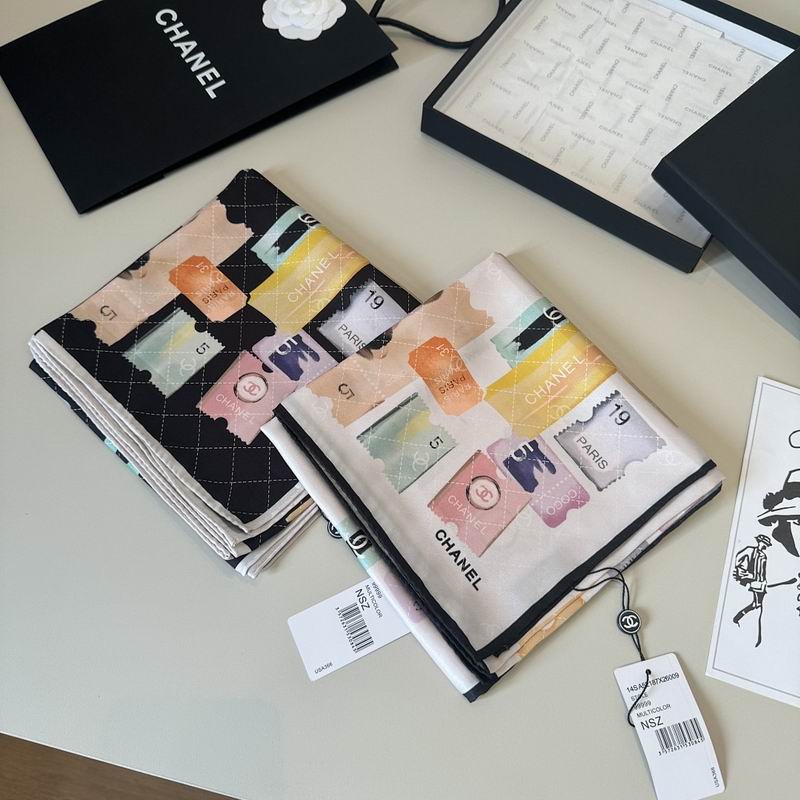 Chanel silk scarf hm35