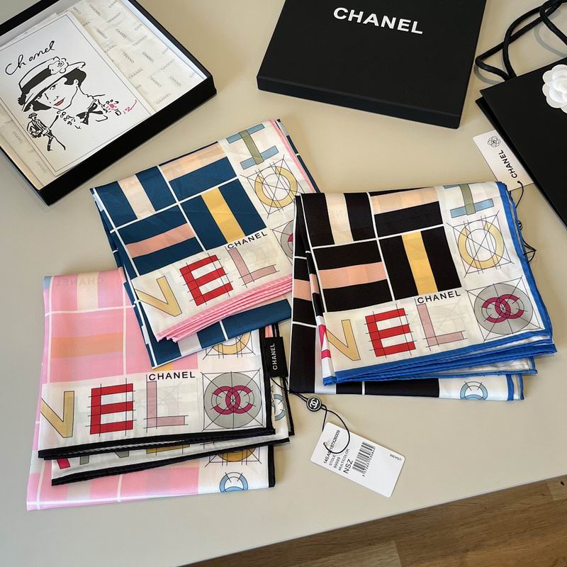 Chanel silk scarf hm19