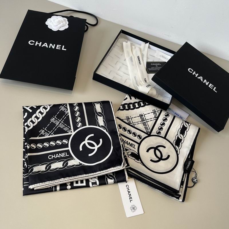 Chanel silk scarf hm45