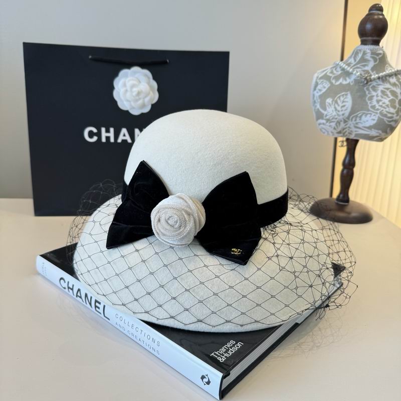 Chanel top hat 110502