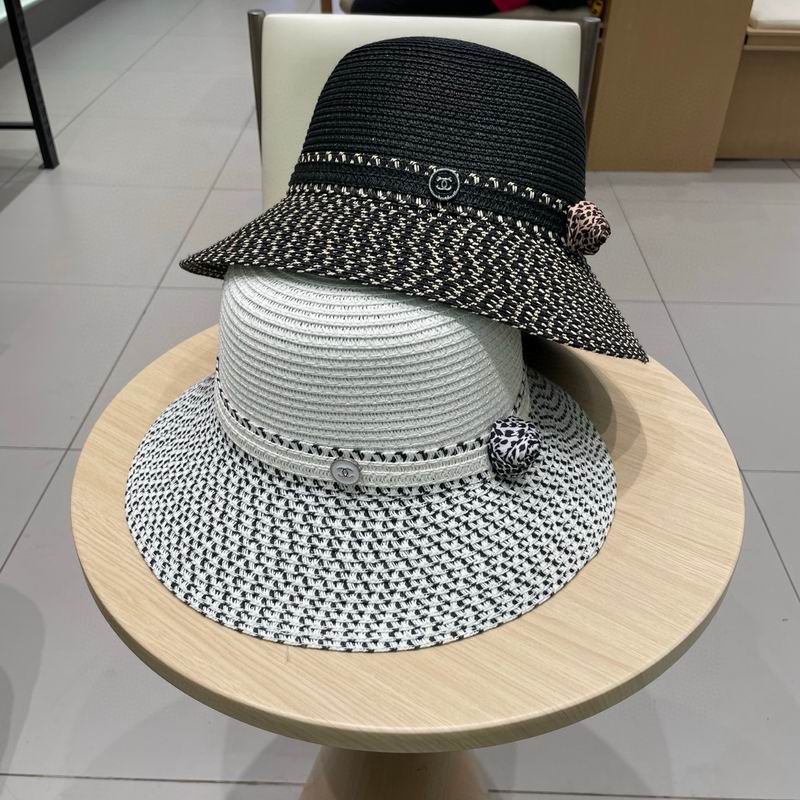 Chanel top hat 050419