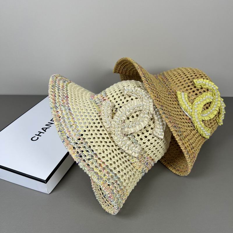 Chanel  top hat dx89