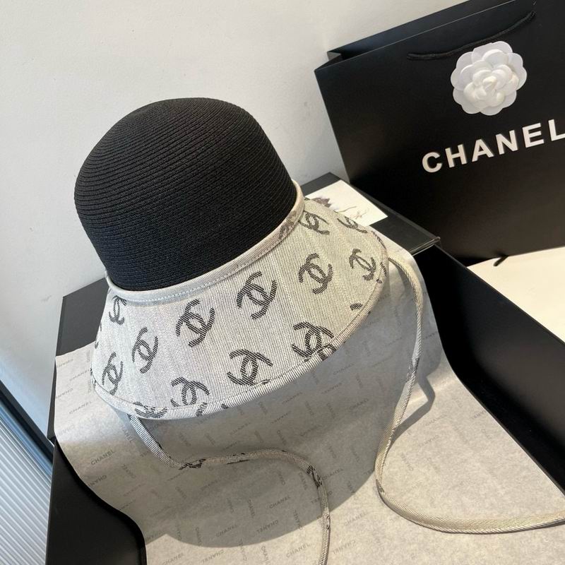 Chanel top hat dx169