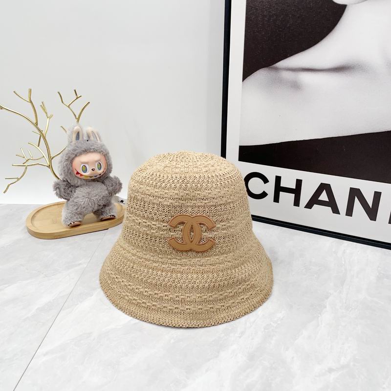 Chanel top hat dx49