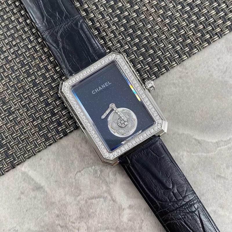 Chanel watch 022482