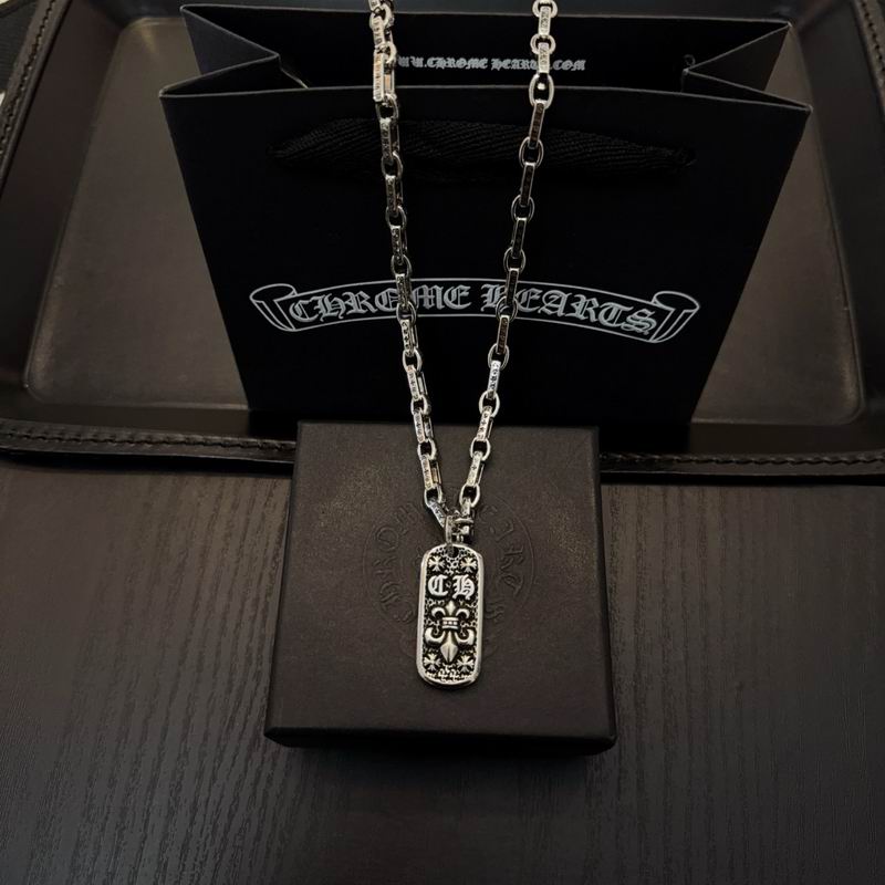 Chrome Hearts Necklace 02yxs100