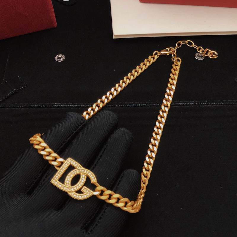 DG Necklace 05yxs02