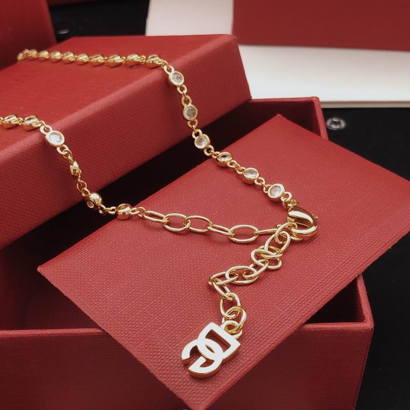 DG necklace 09yxq03