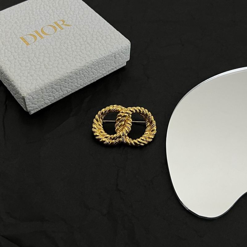 Dior Brooch 01lyr03