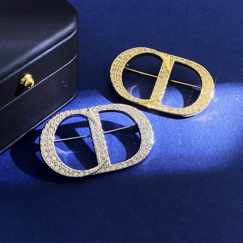 Dior Brooch 05lyr44