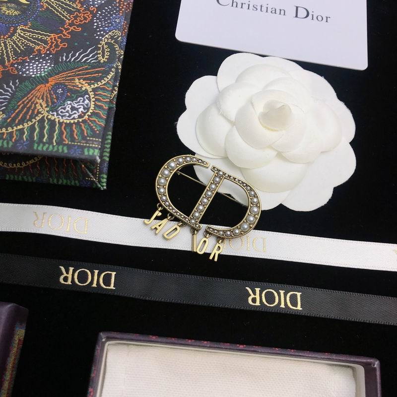 Dior Brooch 05lyr61
