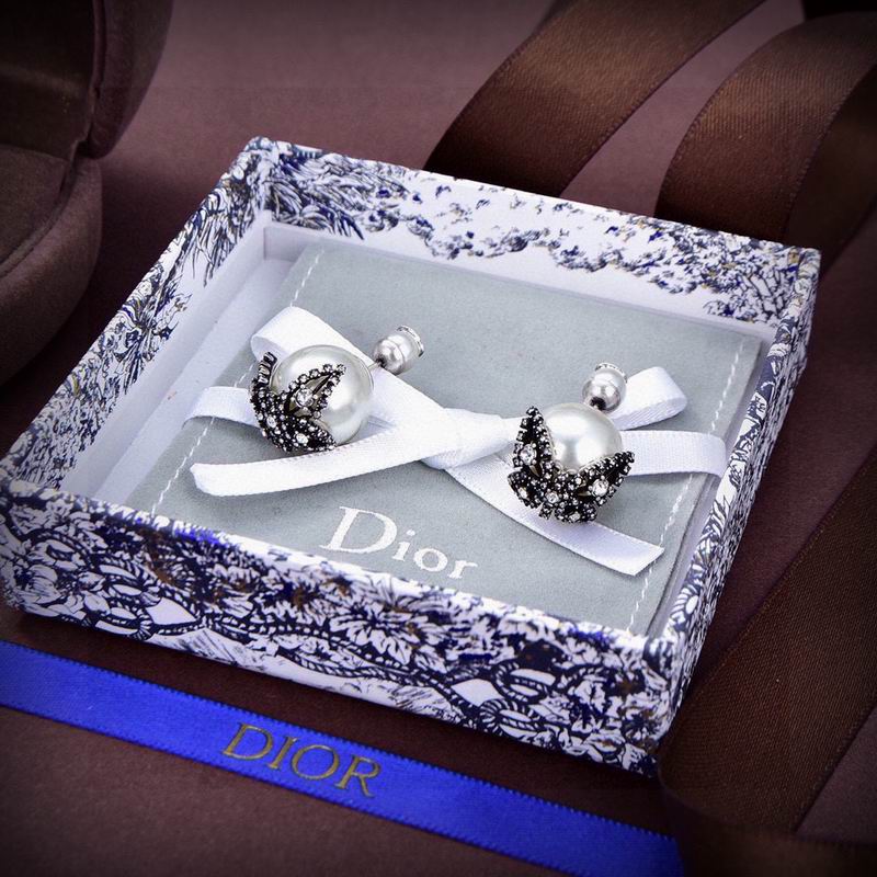 Dior Earring 02yxs41