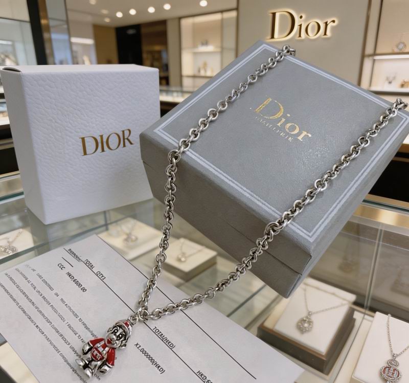 Dior Necklace 02yxs38