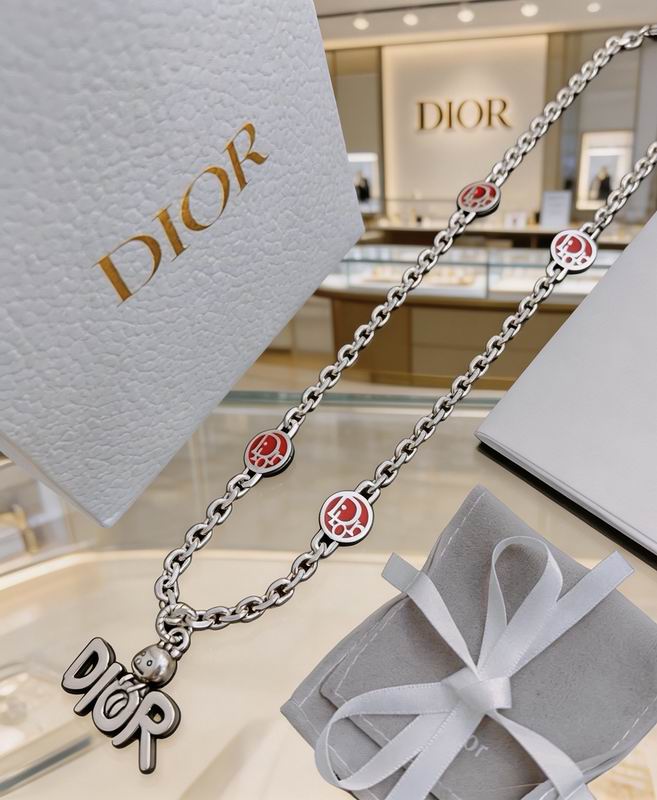 Dior Necklace 02yxs43