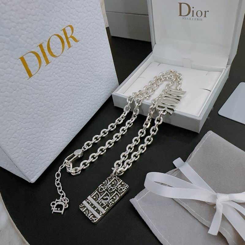 Dior Necklace 03lyh204