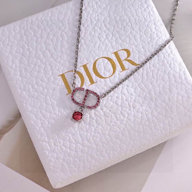 Dior Necklace 03yxs75