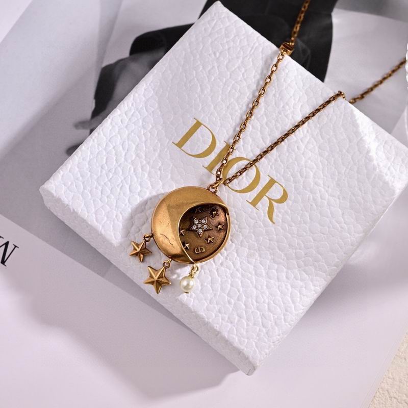 Dior Necklace 03yxs95