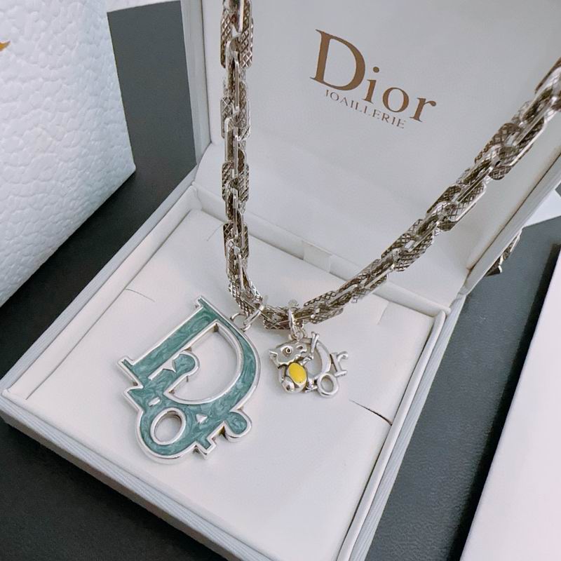 Dior Necklace 05yxh35