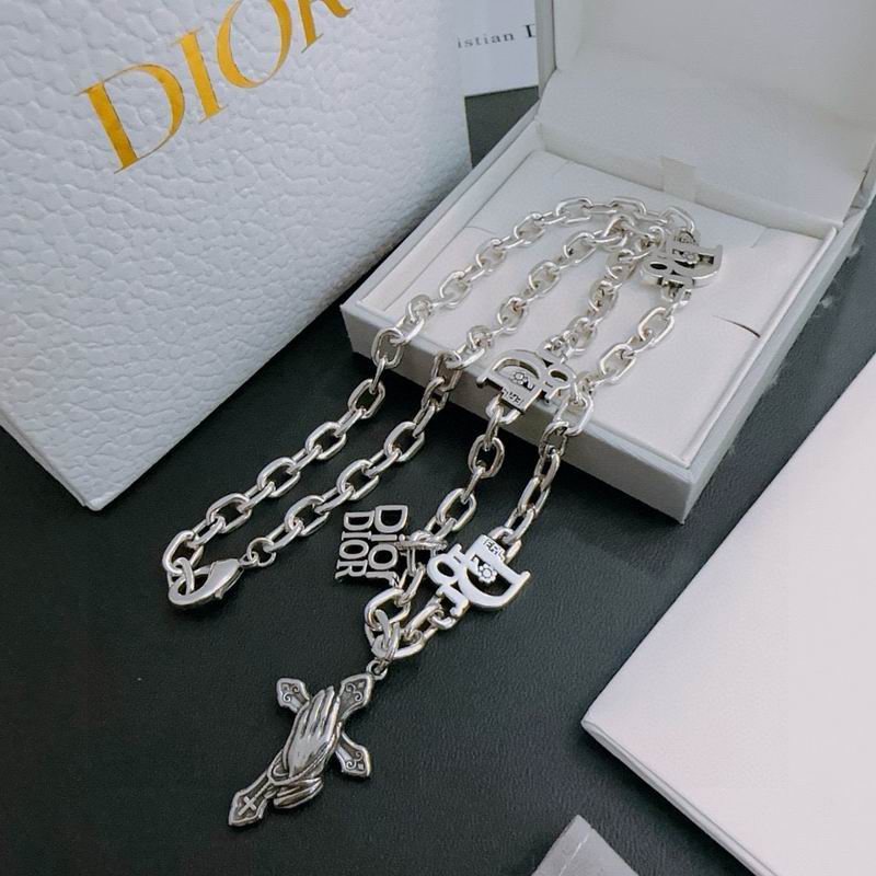 Dior Necklace 05yxh63