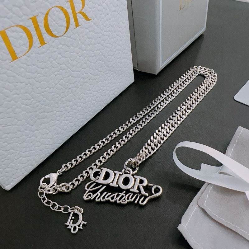 Dior Necklace 05yxh87